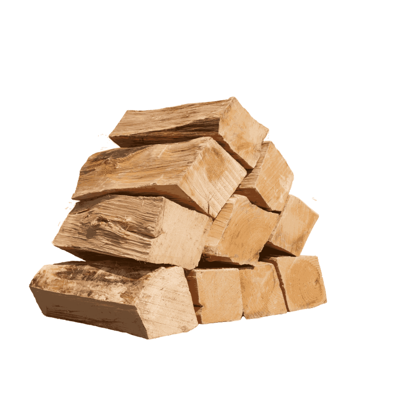 Bois de chauffage empilé, idéal pour poêles et cheminées, garantissant un chauffage efficace et économique.